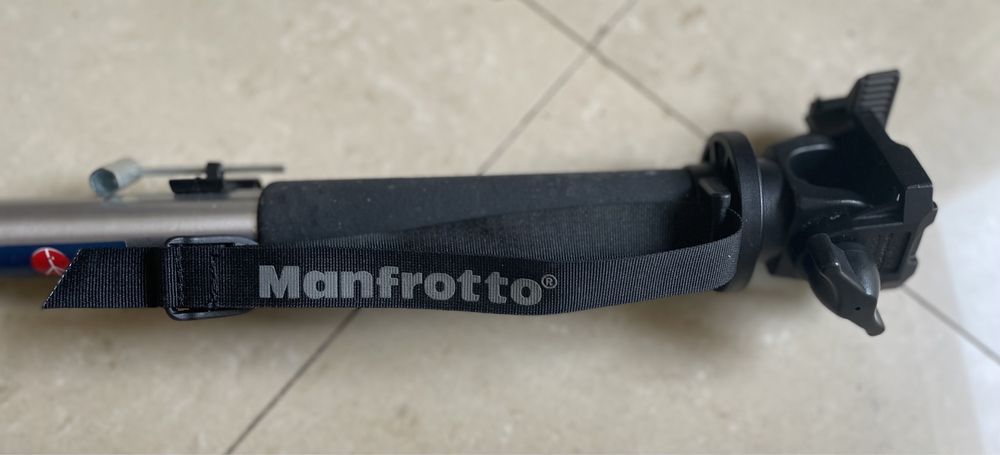 Monopod Manfrotto z głowicą