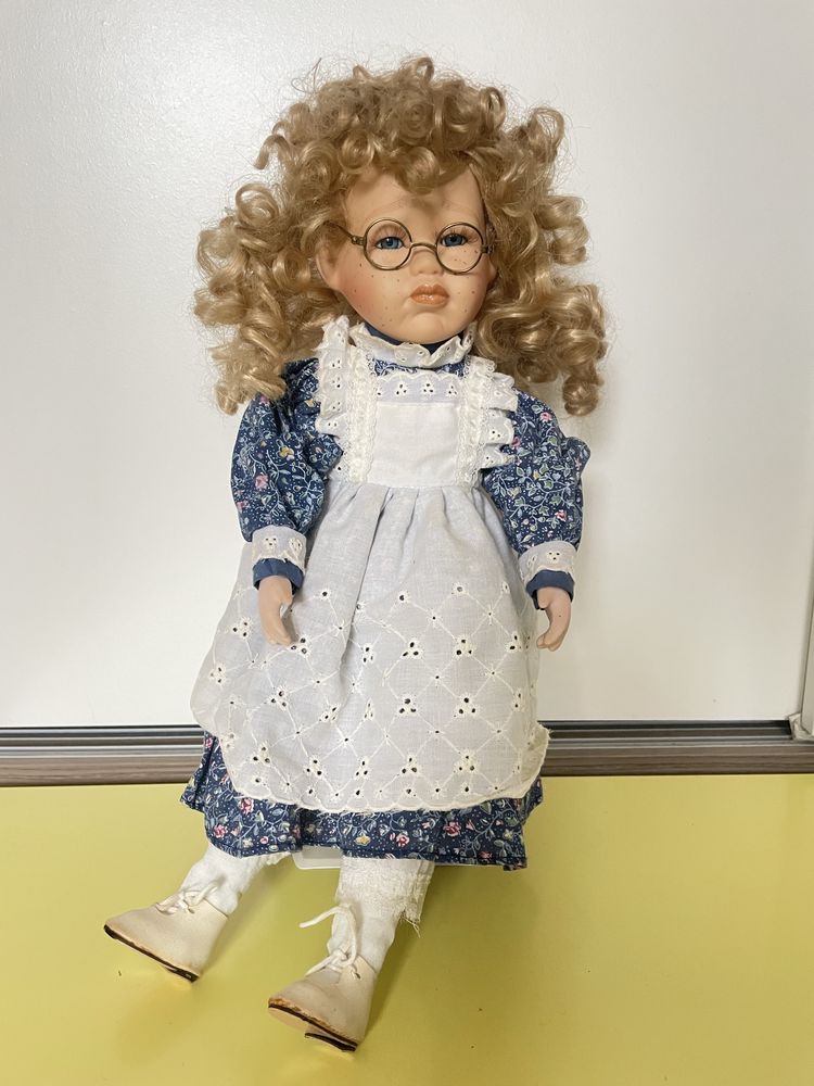 Lalka porcelanowa kolekcjonerska