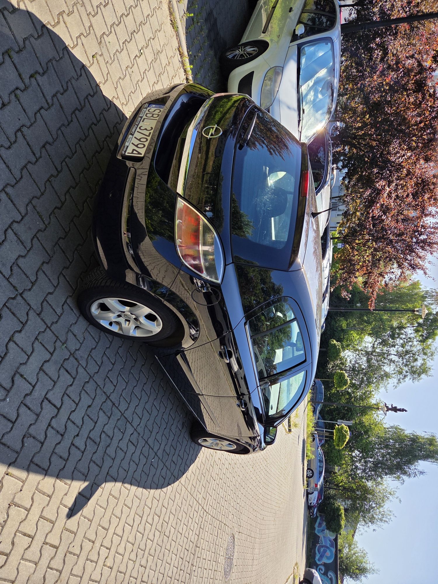 Opel Astra H 1.4 benzyna Enjoy czarny