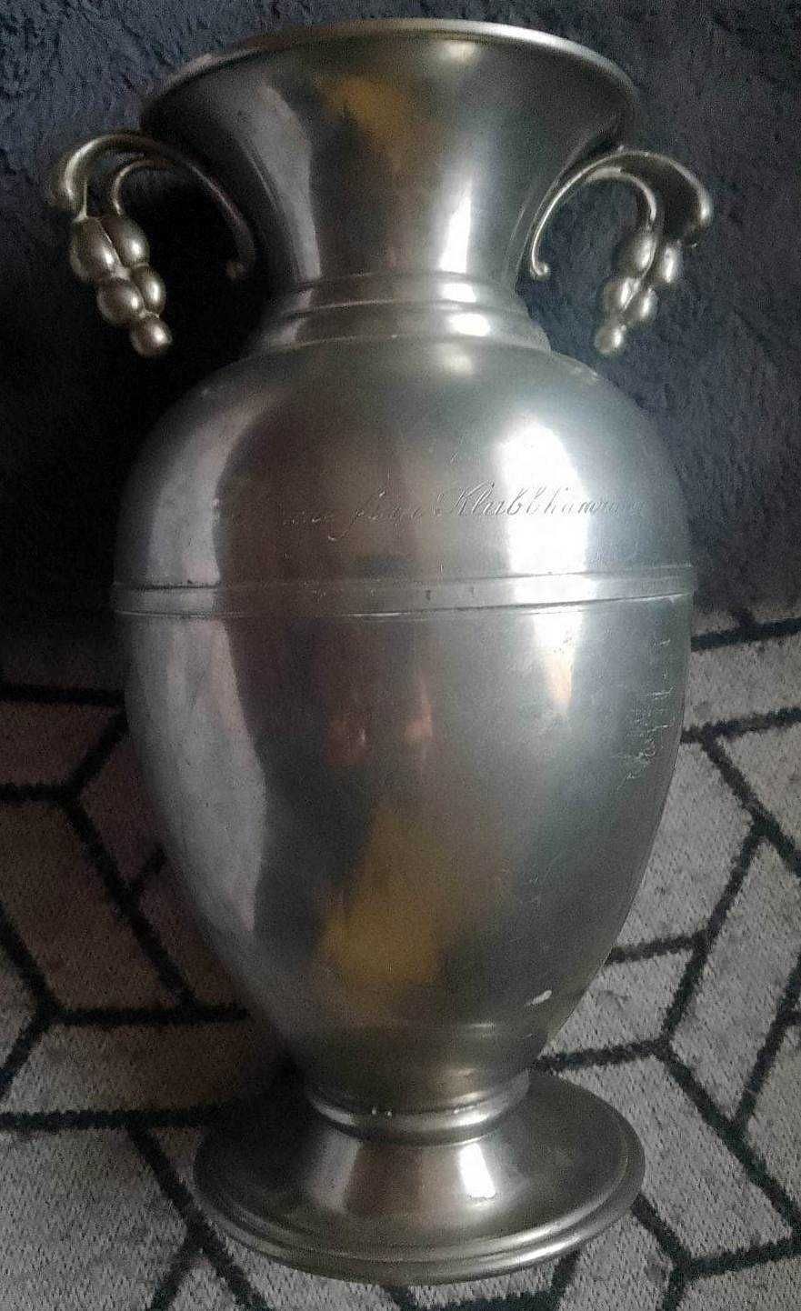 Wazon Puchar Cyna