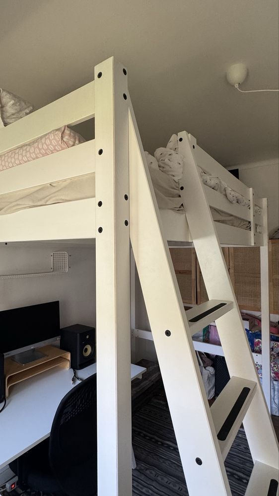 STORÅ Estrutura de cama alta, velatura branca