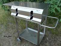 Grill nierdzewny z pokrywą