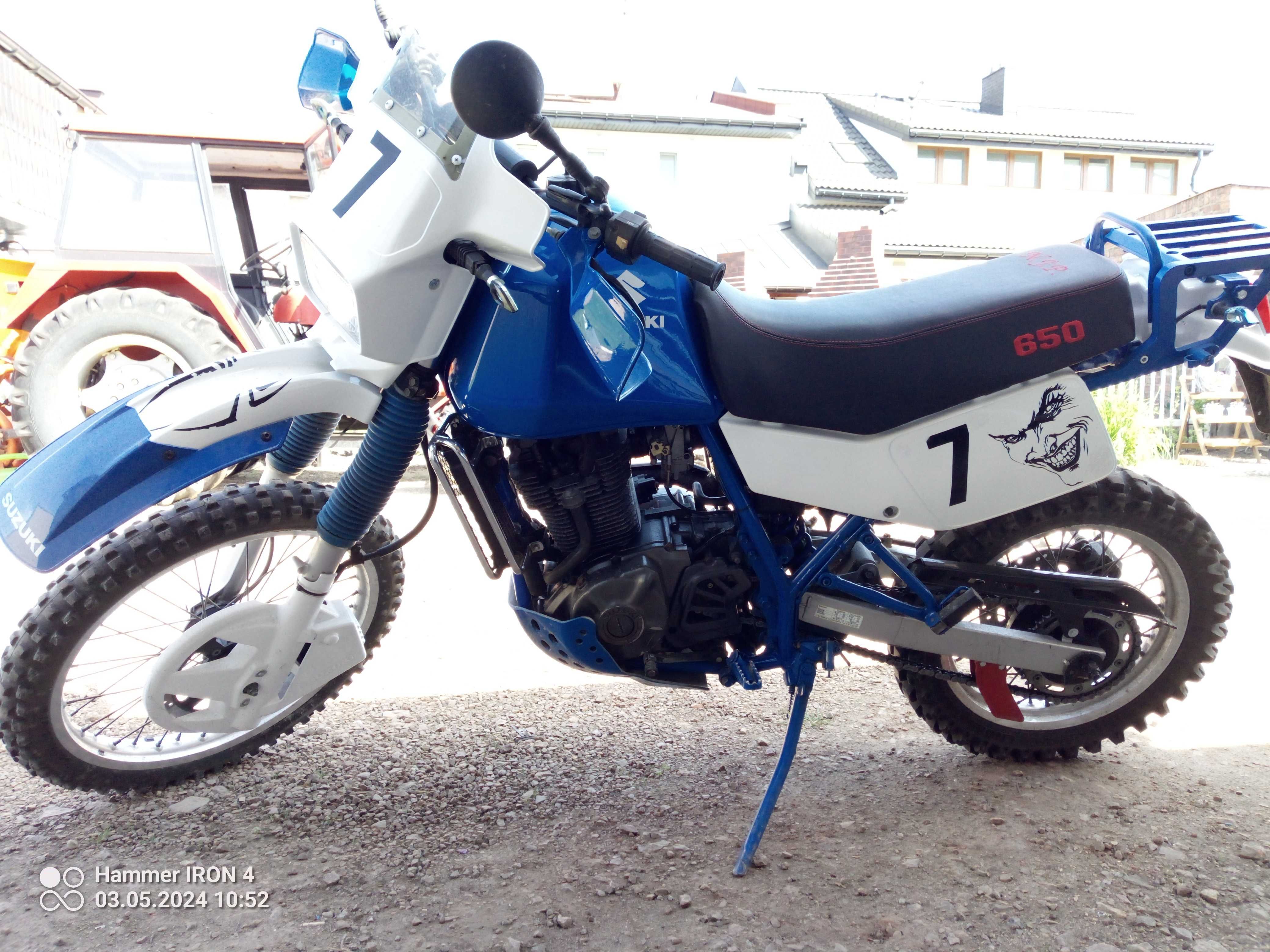 Suzuki Dr650 dakar