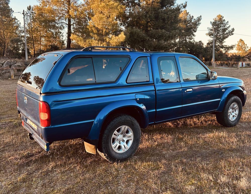Pick up Mazda B2500 TURBO - 4x4