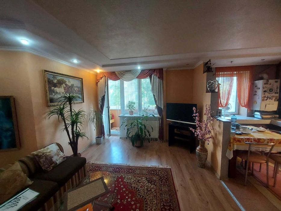 В оренду 2-кімнатна квартира з АГВ, з ремонтом біля ринку «Вишенька».