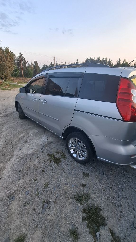 Продаю машину Mazda 5 2007 року 1.8 бензин