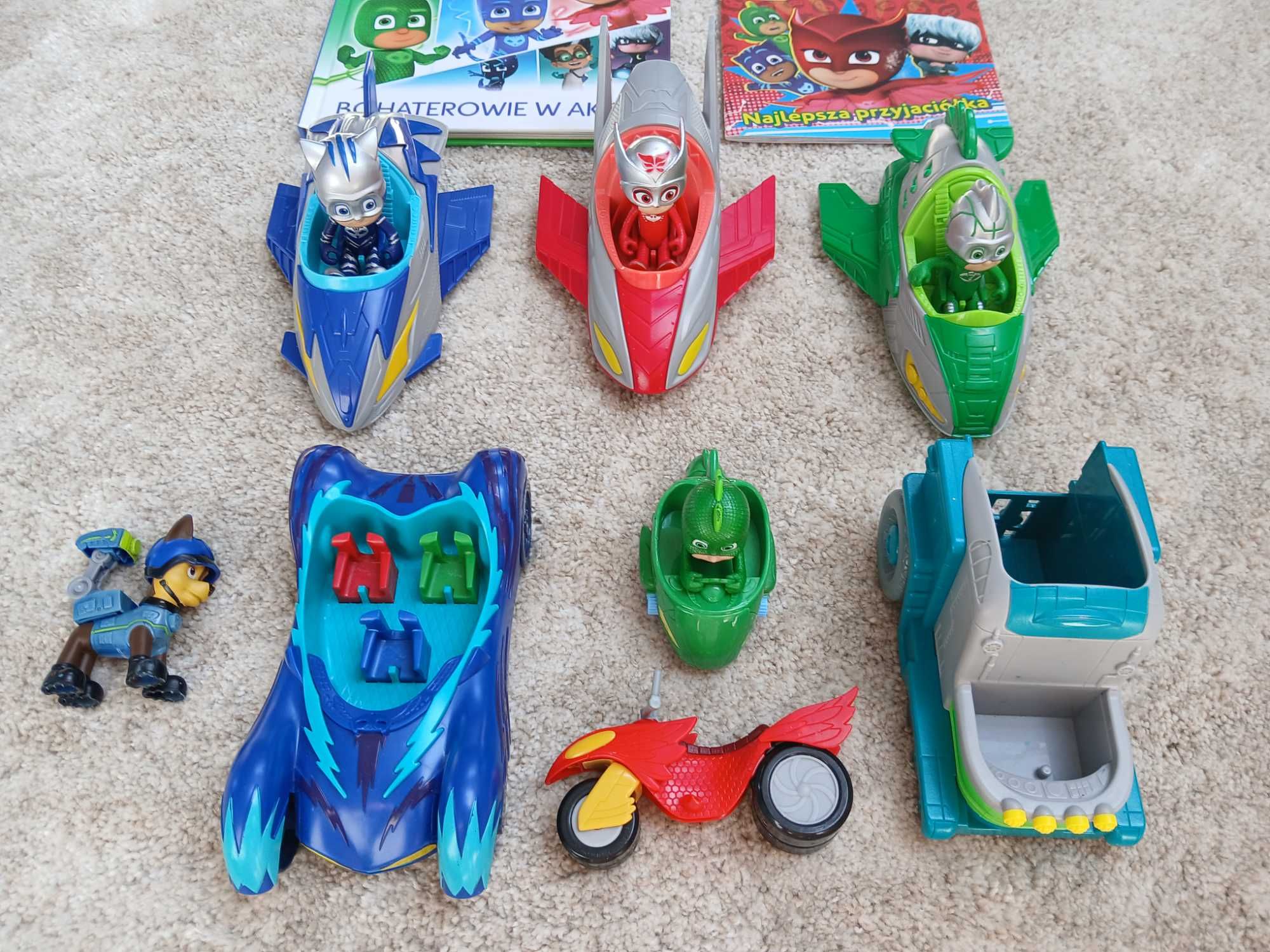 Pidżamersi PJ Masks Pojazdy Figurki Sowella, Gekson, Kotboy