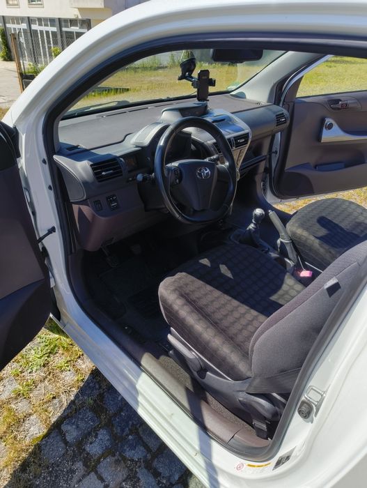 Toyota Iq 1.0 vvti Reservado