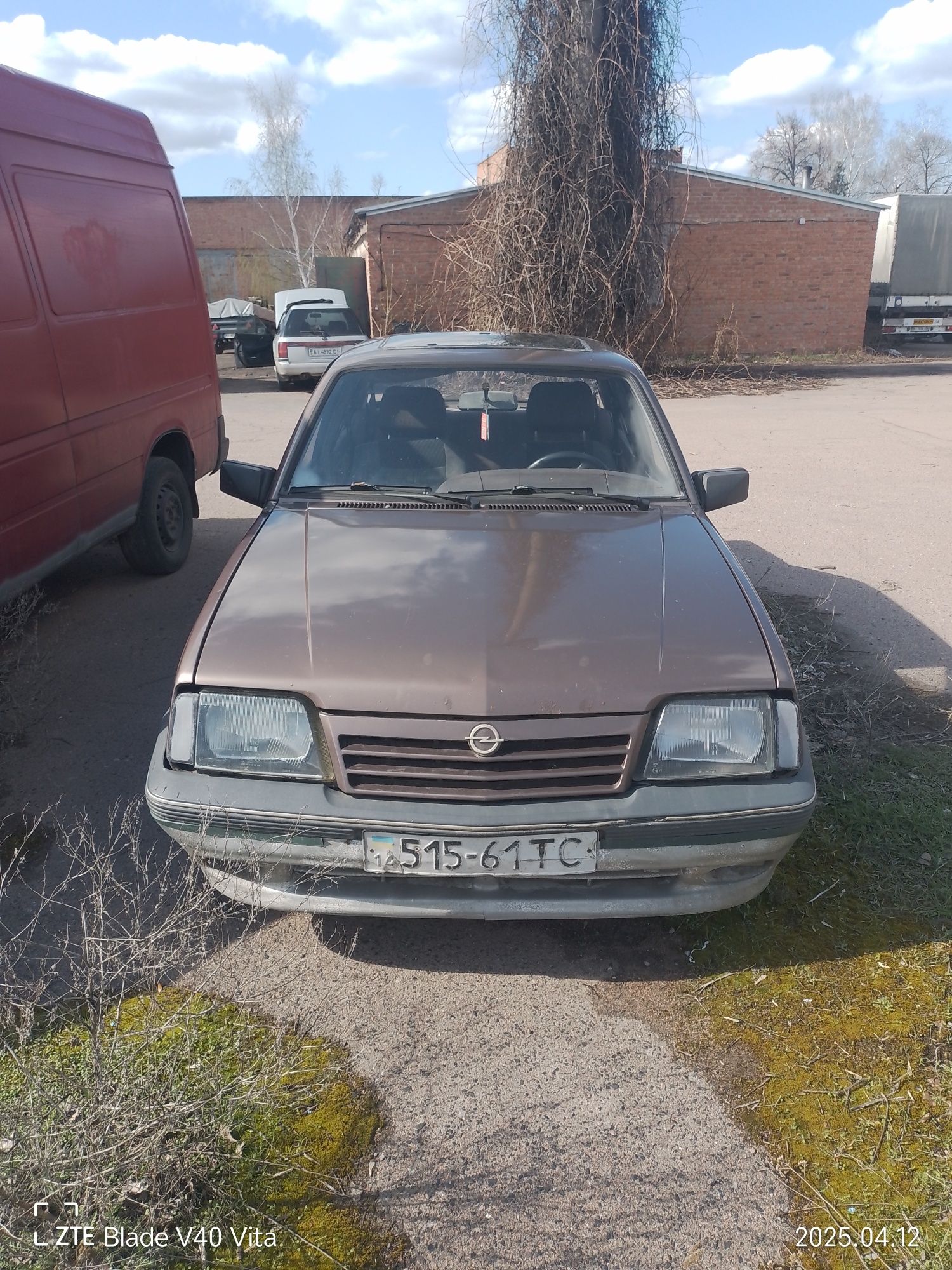 Opel Ascona 1.6 газ/бенз