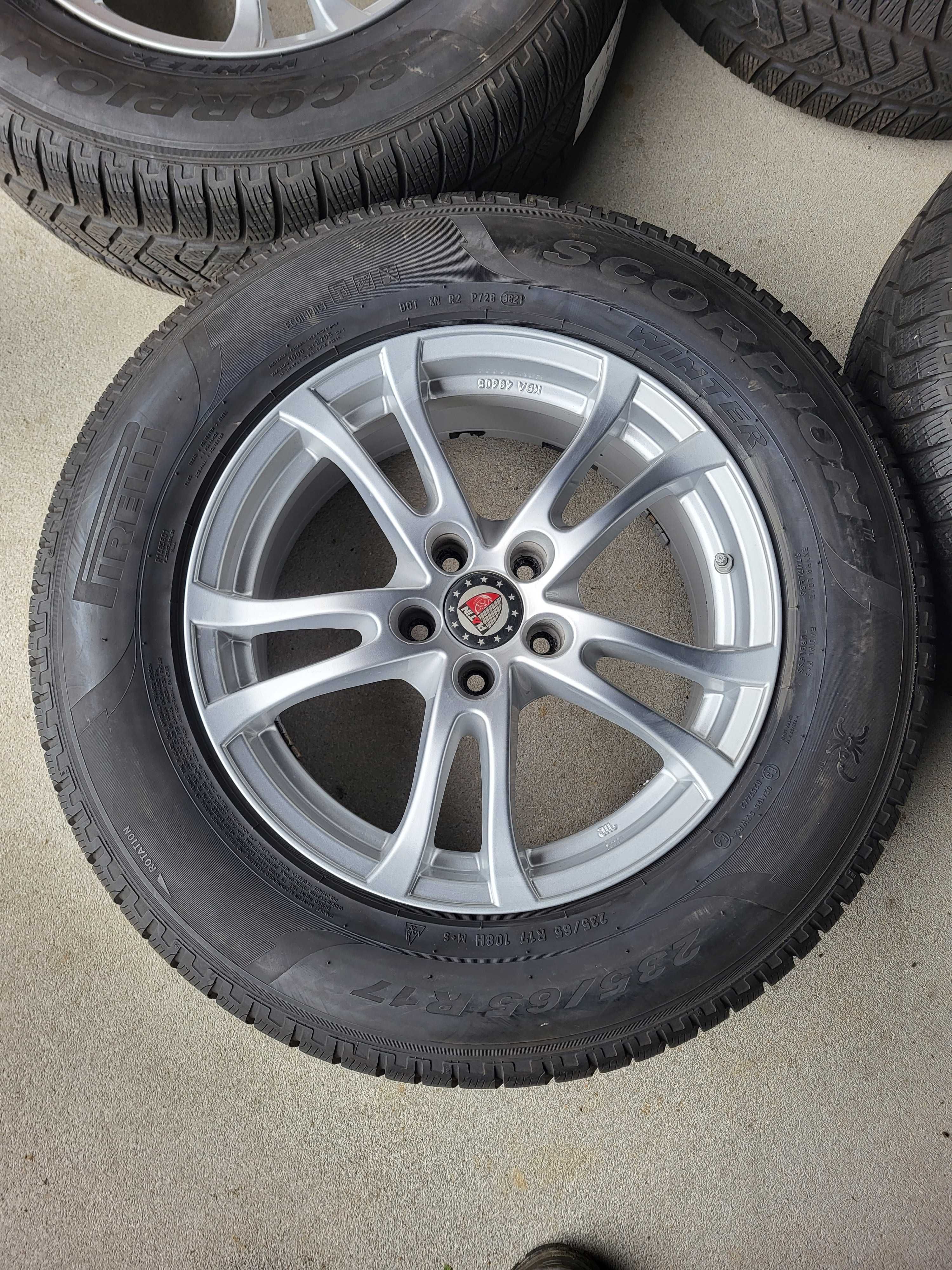 [K269] Koła zimowe 17 Cali 5x110 +235/65/17 Alfa Romeo Stelvio Pirelli