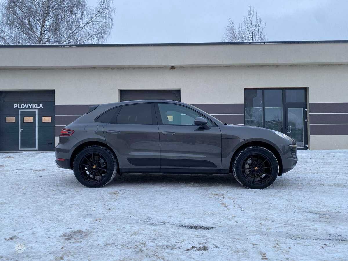 Porsche macan макан разборка бу запчасти детали в наличии 2.0 3.0