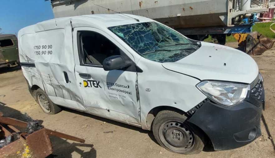 Фургон RENAULT Dokker, після обстрілу
