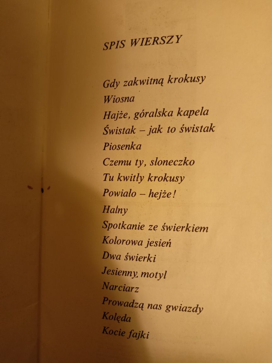 Wiersze Tadeusz Kubiak Gdy zakwitną krokusy 1974 PRL stara książka