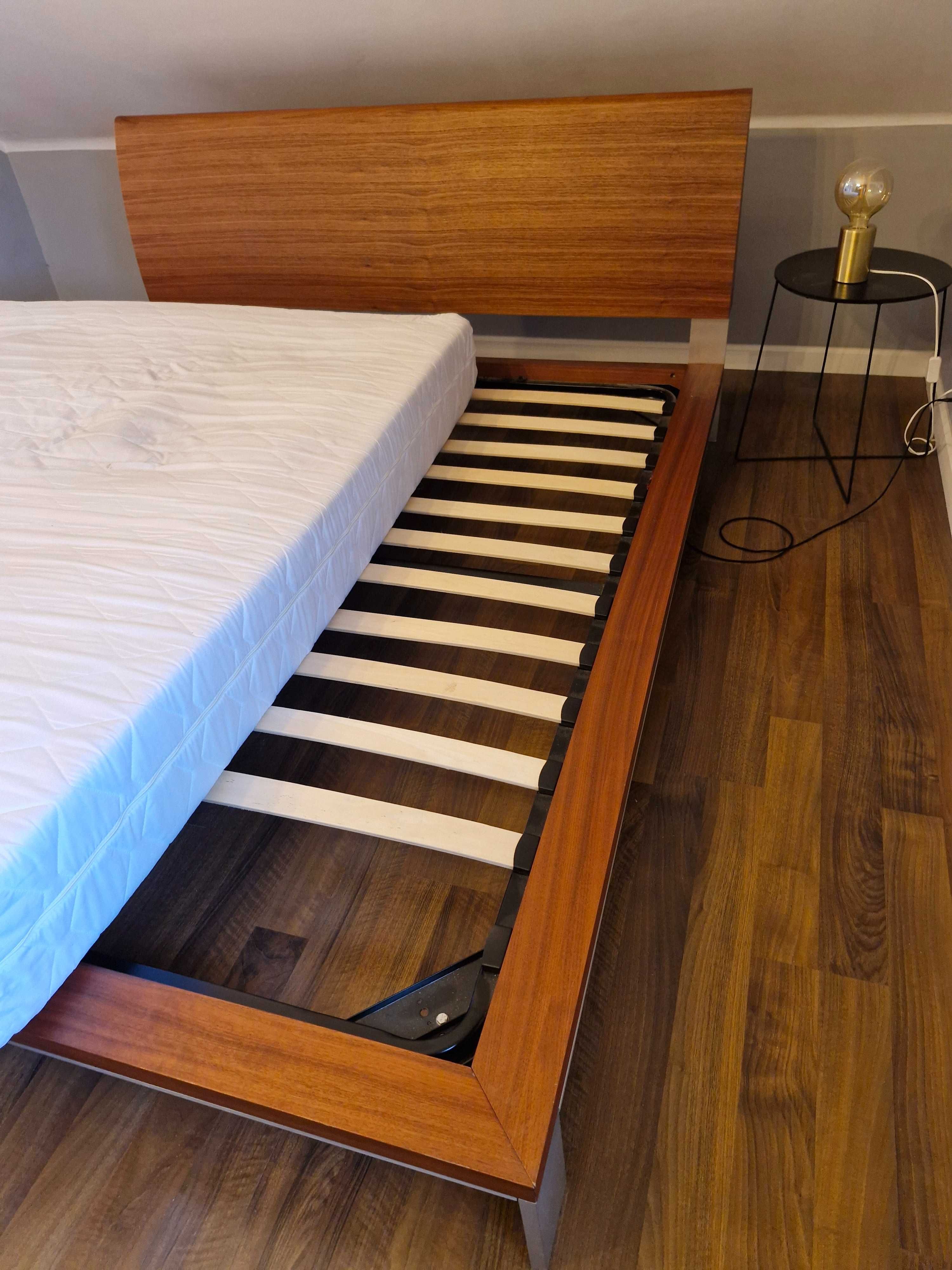 Łóżko do sypialni 180cm materac 160cm mahoń/orzech ze stelażem