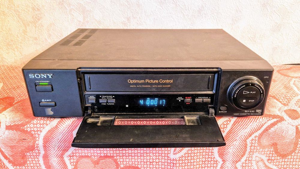 Відеомагнітофон Sony SLV-E20VP