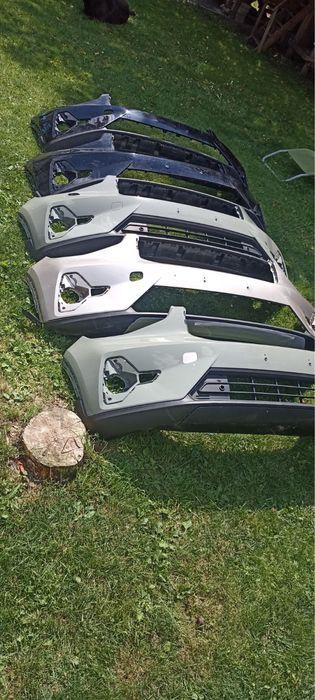 Бампеп передній Volvo XC40 C40