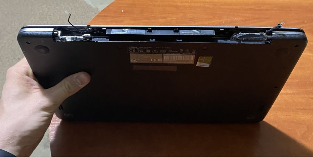 Ноутбук Asus E403N 14"/ на запчастини! N1991