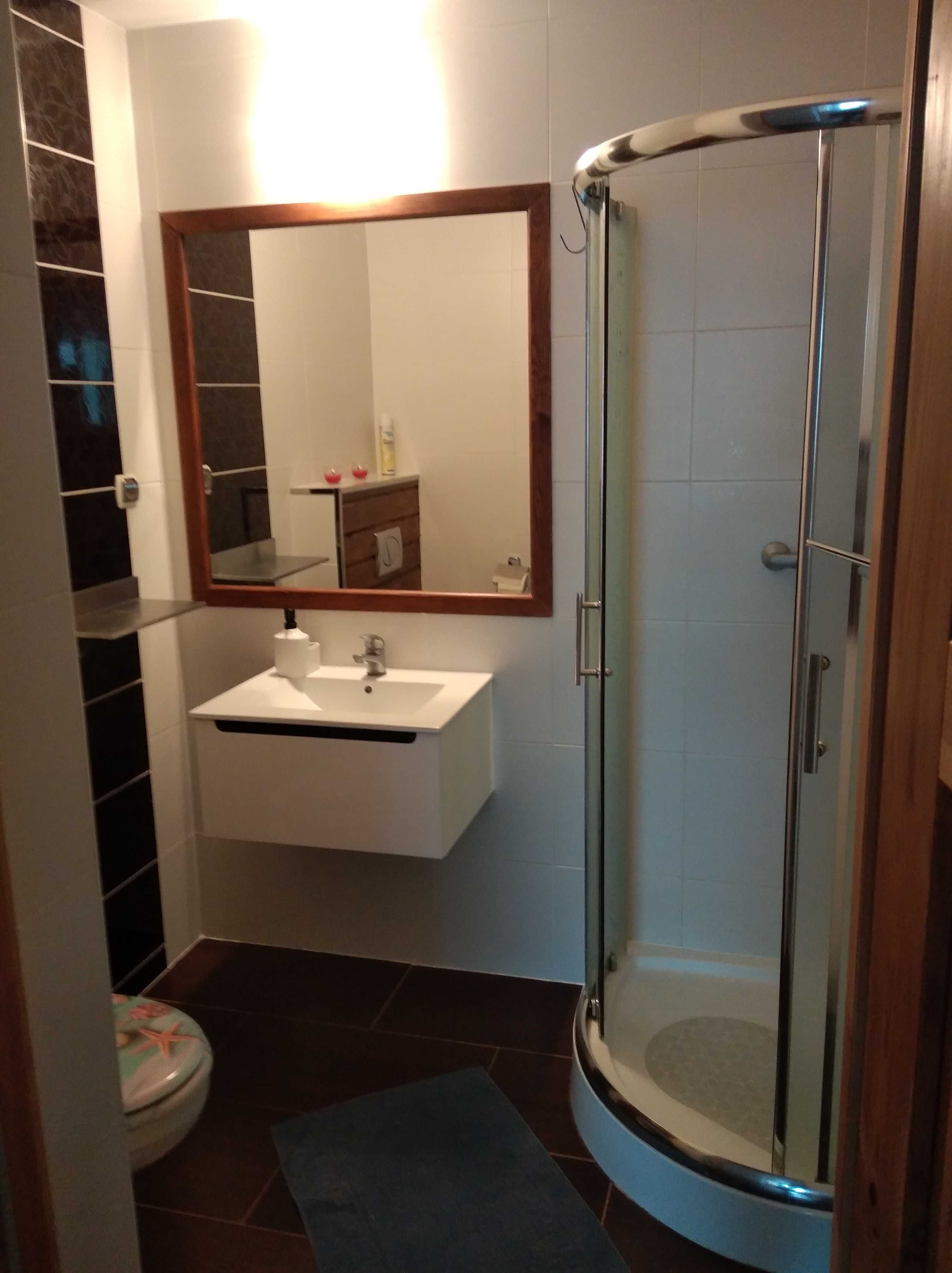 Apartament, pokoje z poddaszem.