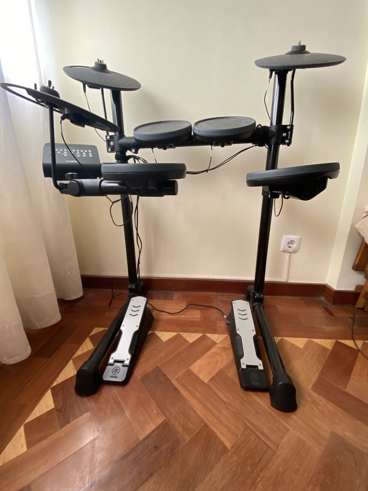 Bateria eletronica dtx 400k