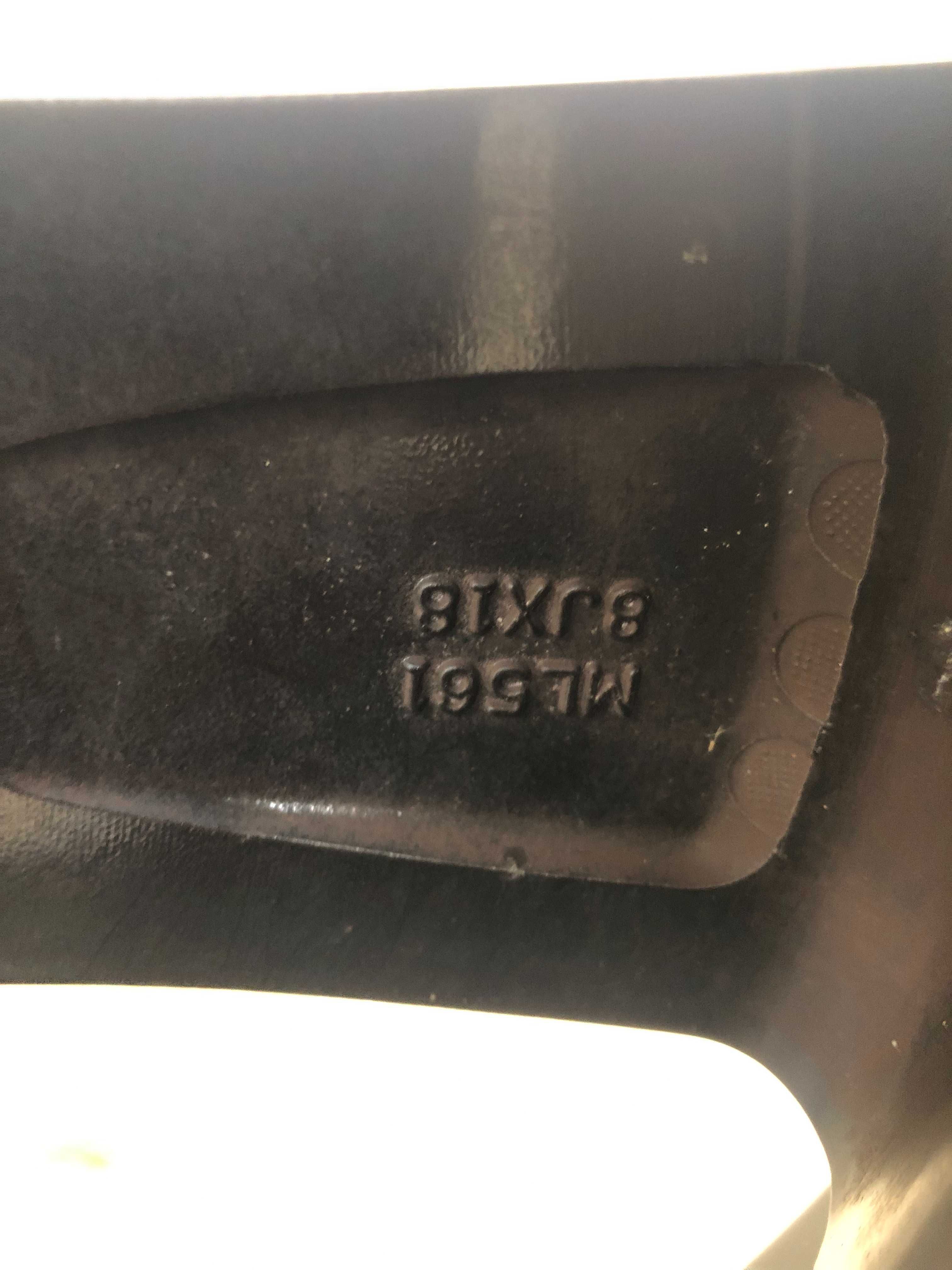 Felgi 18 5x112 8J z oponami ,VW SEAT