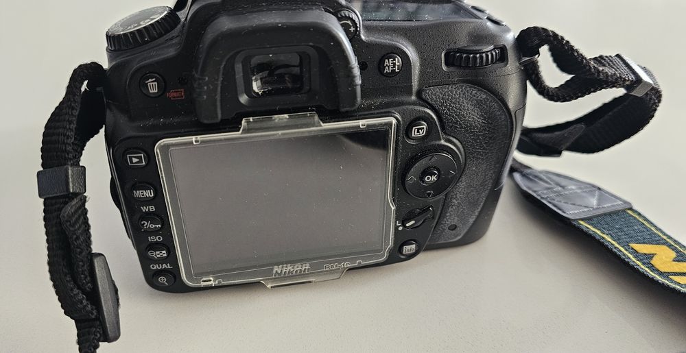 Фотоапарат Nikon D90 (18-105 VR kit) + дистанційний пульт + сумка