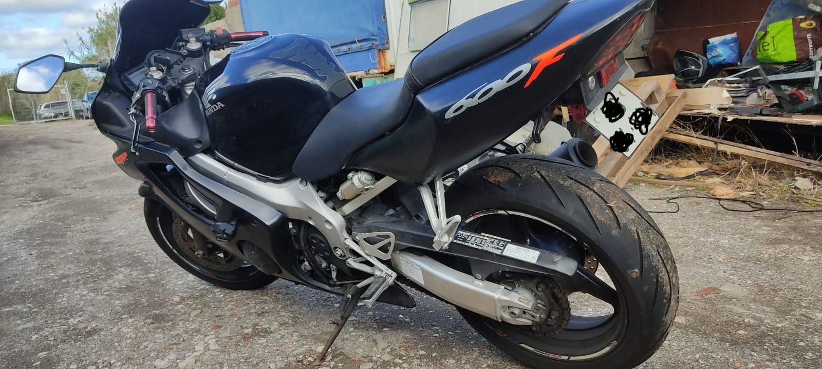 Moto cbr 600 ano 2004