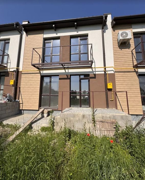 Продаж 2 поверхового таунхауса в Байківцях