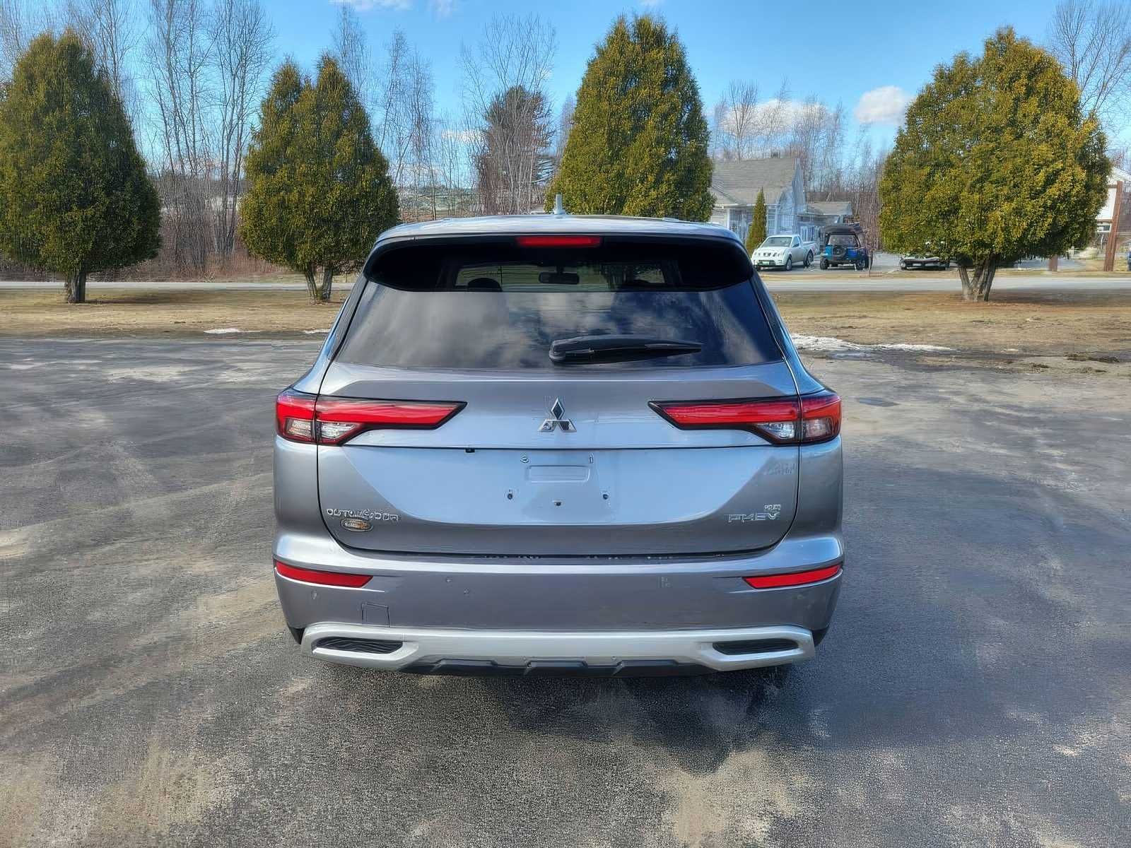 Mitsubishi Outlander PHEV SE 2022