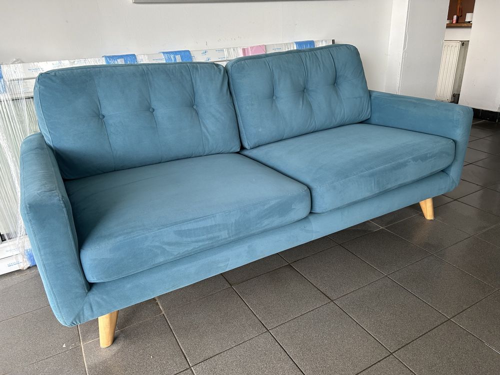 Do sprzedania sofa welurowa