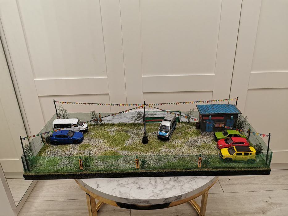 Makieta 1:43 Diorama modele 1/43 welly autoart kyosho norev solido gts