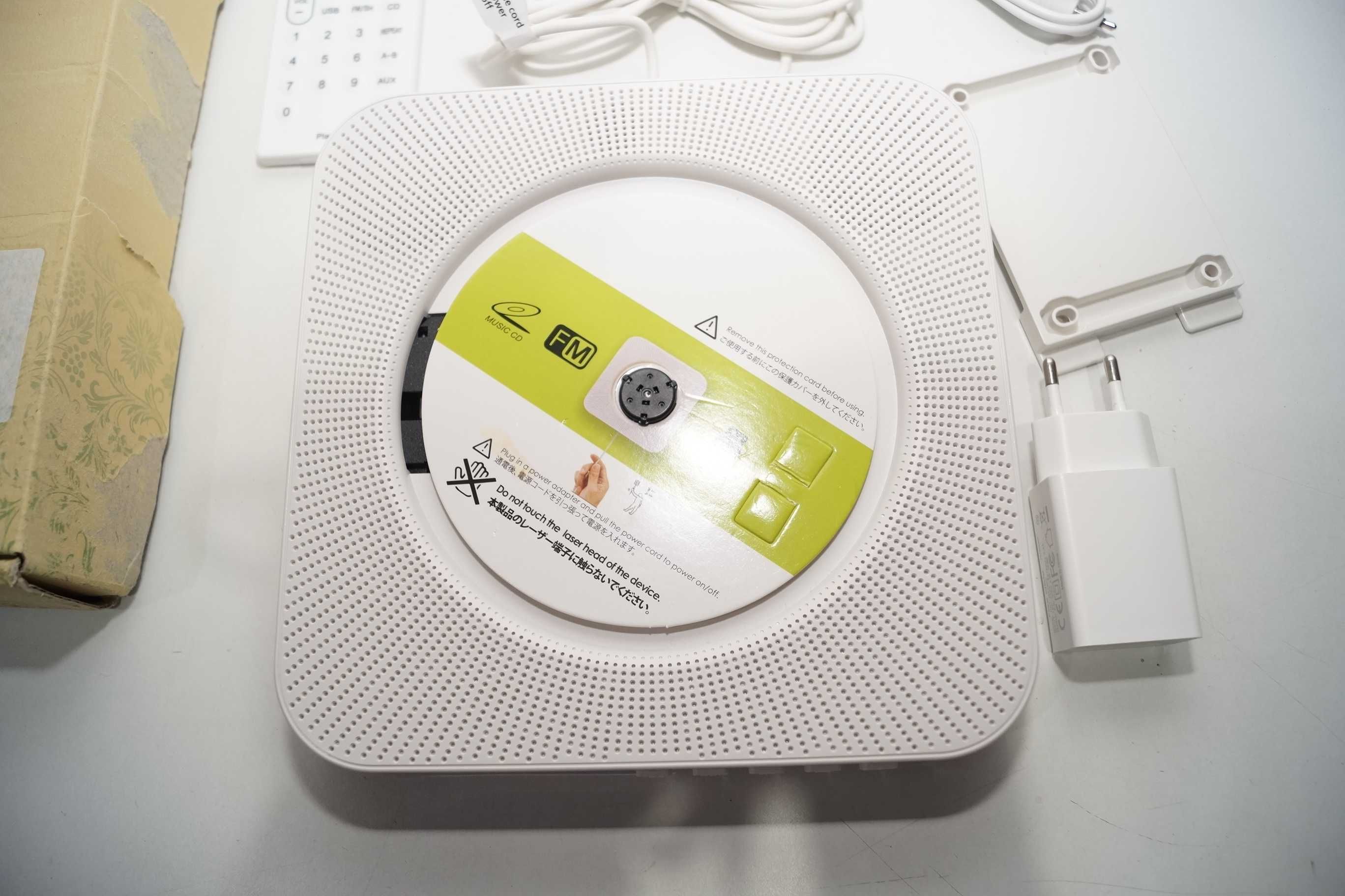 Przenośny naścienny odtwarzacz CD Player Bluetooth FM Głośnik KC-808