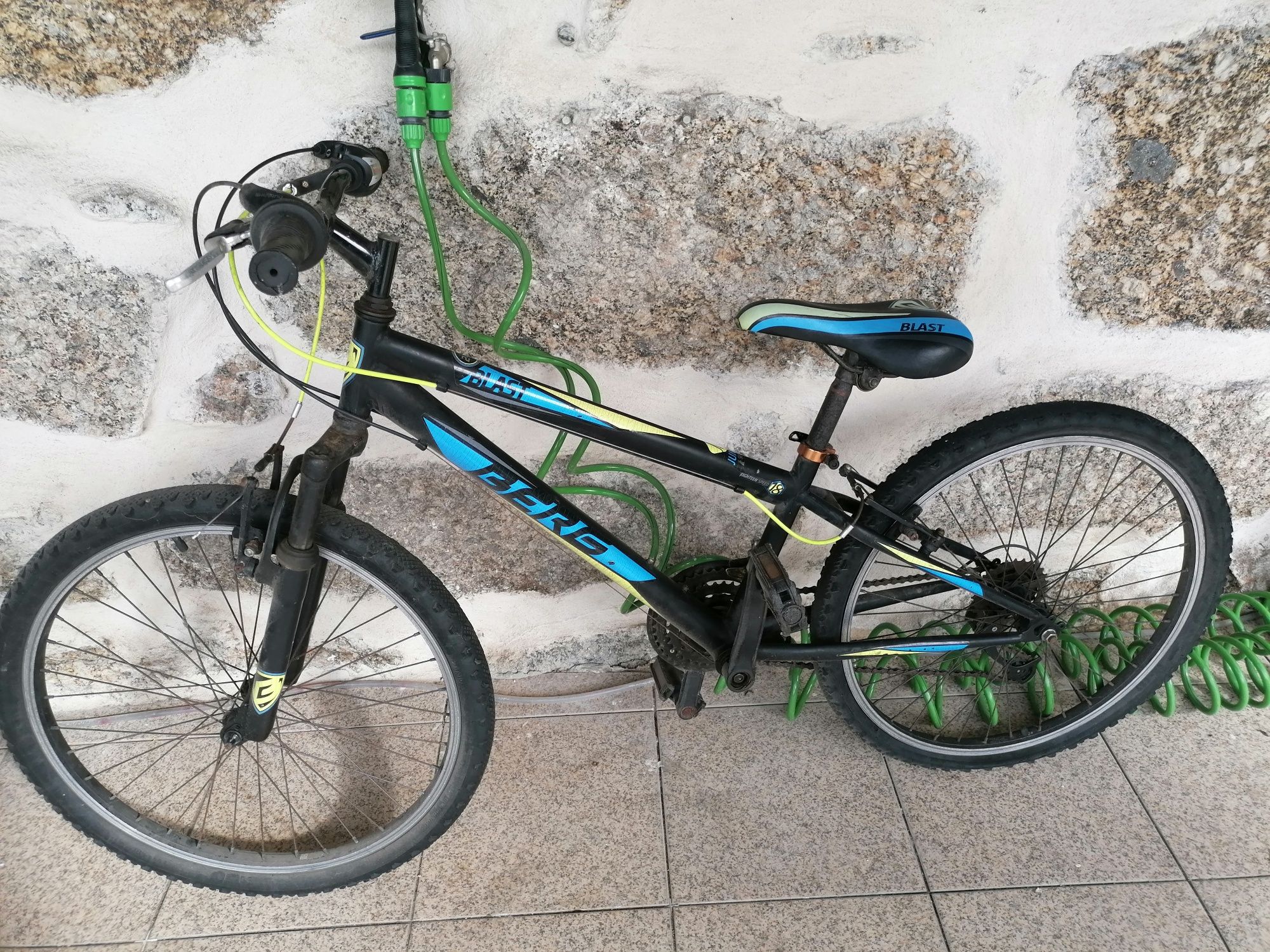 Bicicleta Berg roda 24