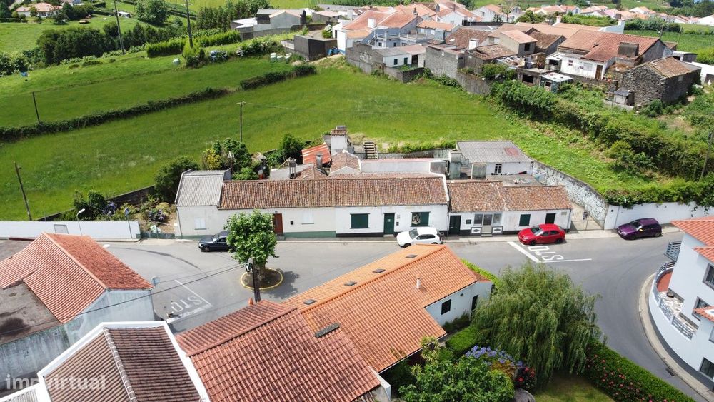 Imóvel com Terreno Rústico em Ribeira Grande - Oportunidade Única!