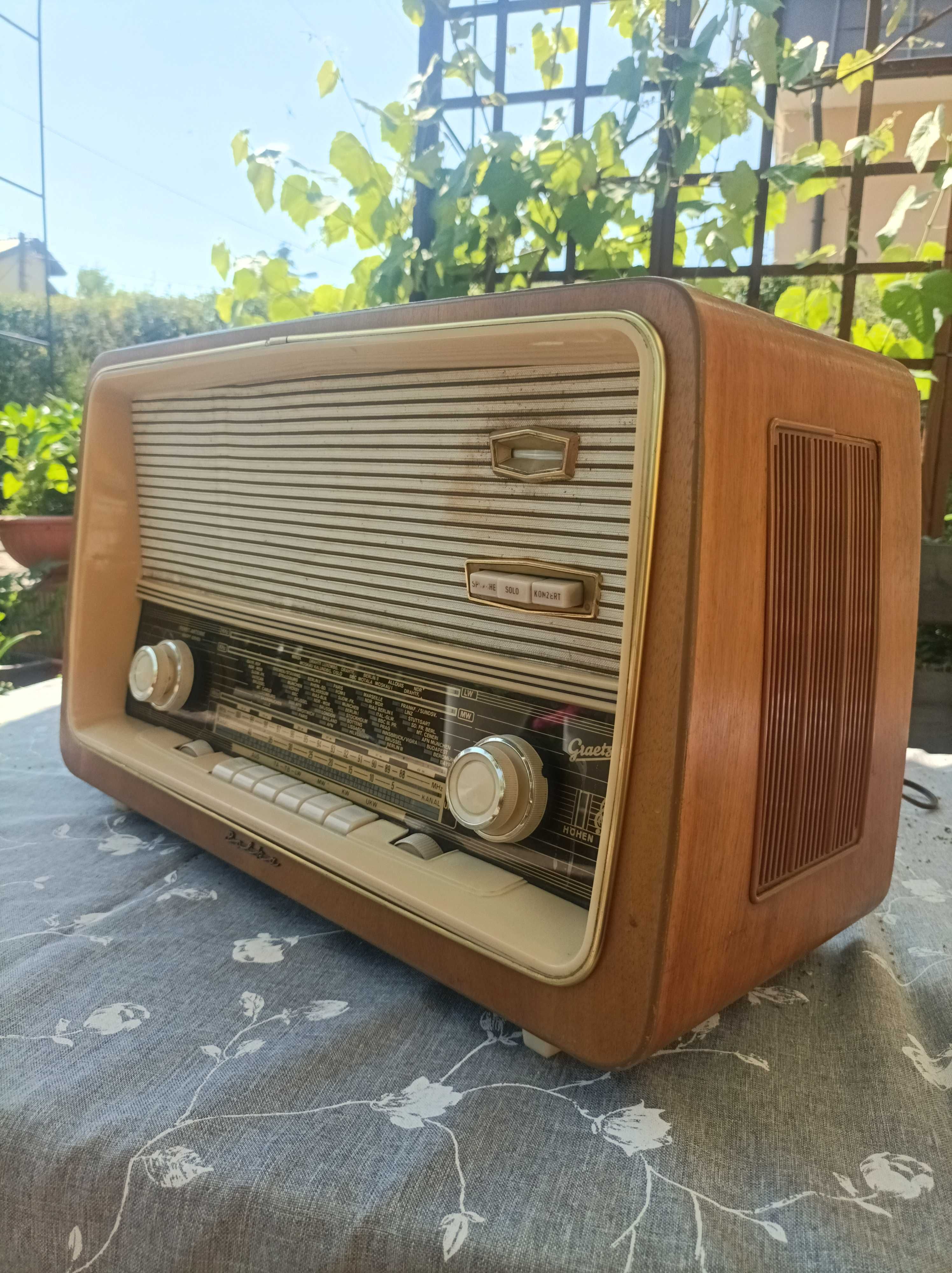 Graetz Polka 813 Raumklang-Vollsuper radio lampowe vintage