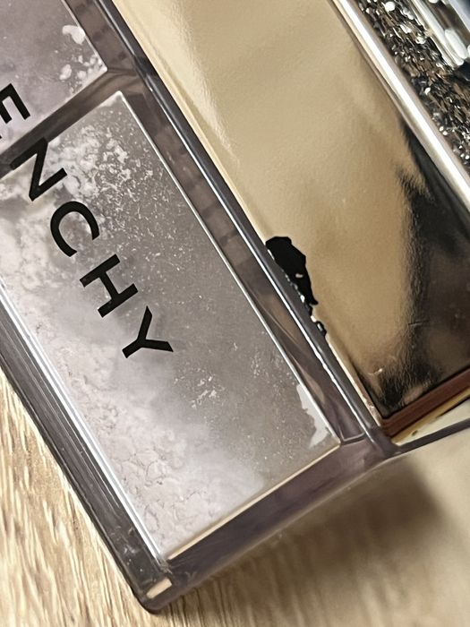 Лімітована пудра від GIVENCHY оригінал