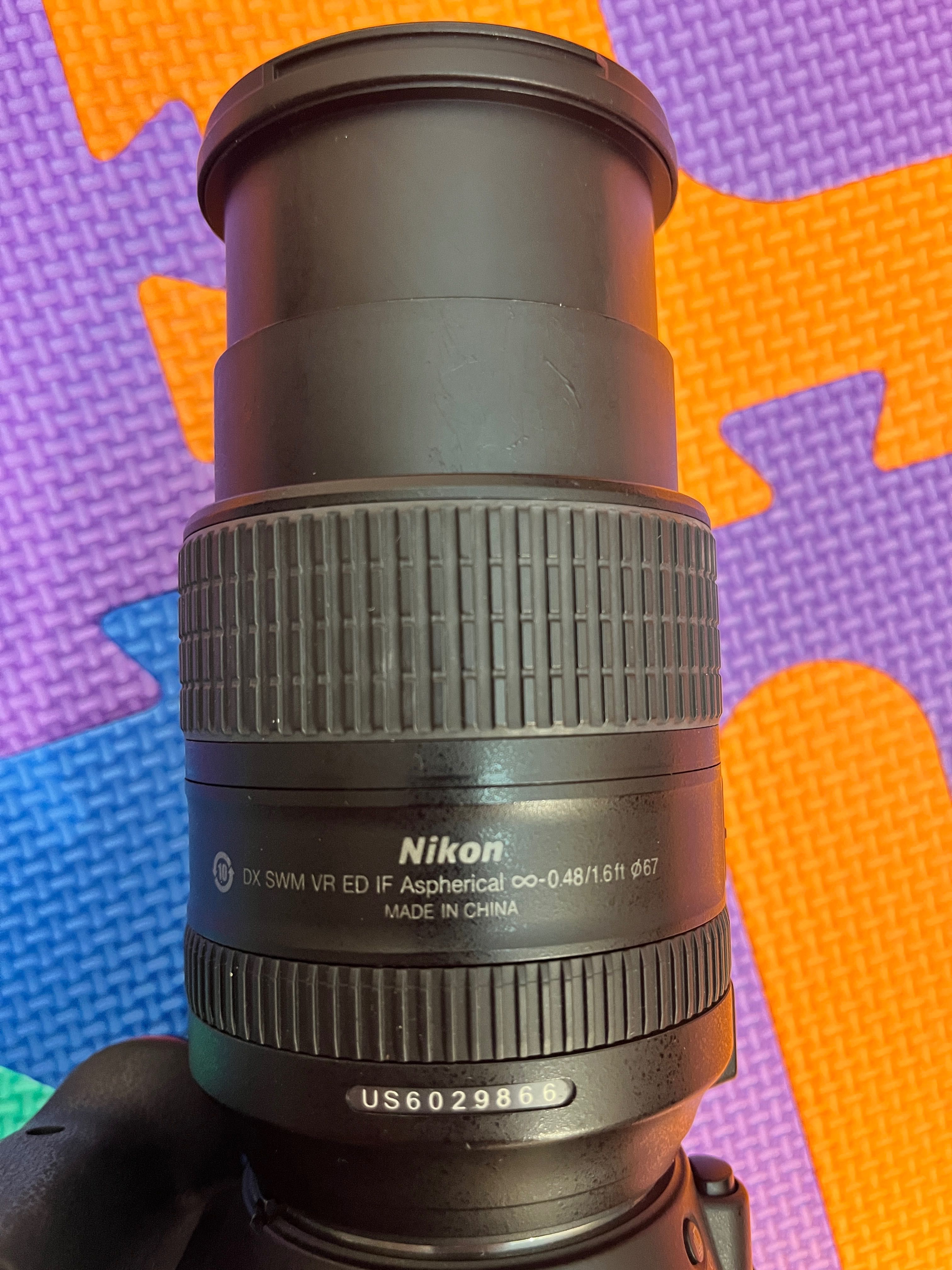 Nikon Lens AF-S DX NIKKOR 18-300mm f/3.5-6.3G ED VR - Não há Fungos