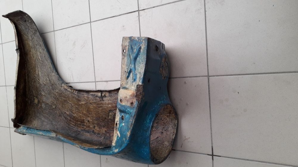 Крыло правое на Москвич 402.самоделка тех времен