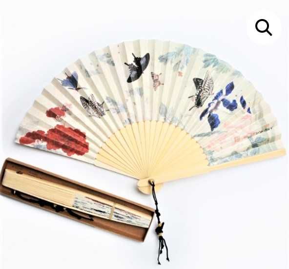 Leque Coreano Tradicional "Flores e Borboletas" do Museu Nacional