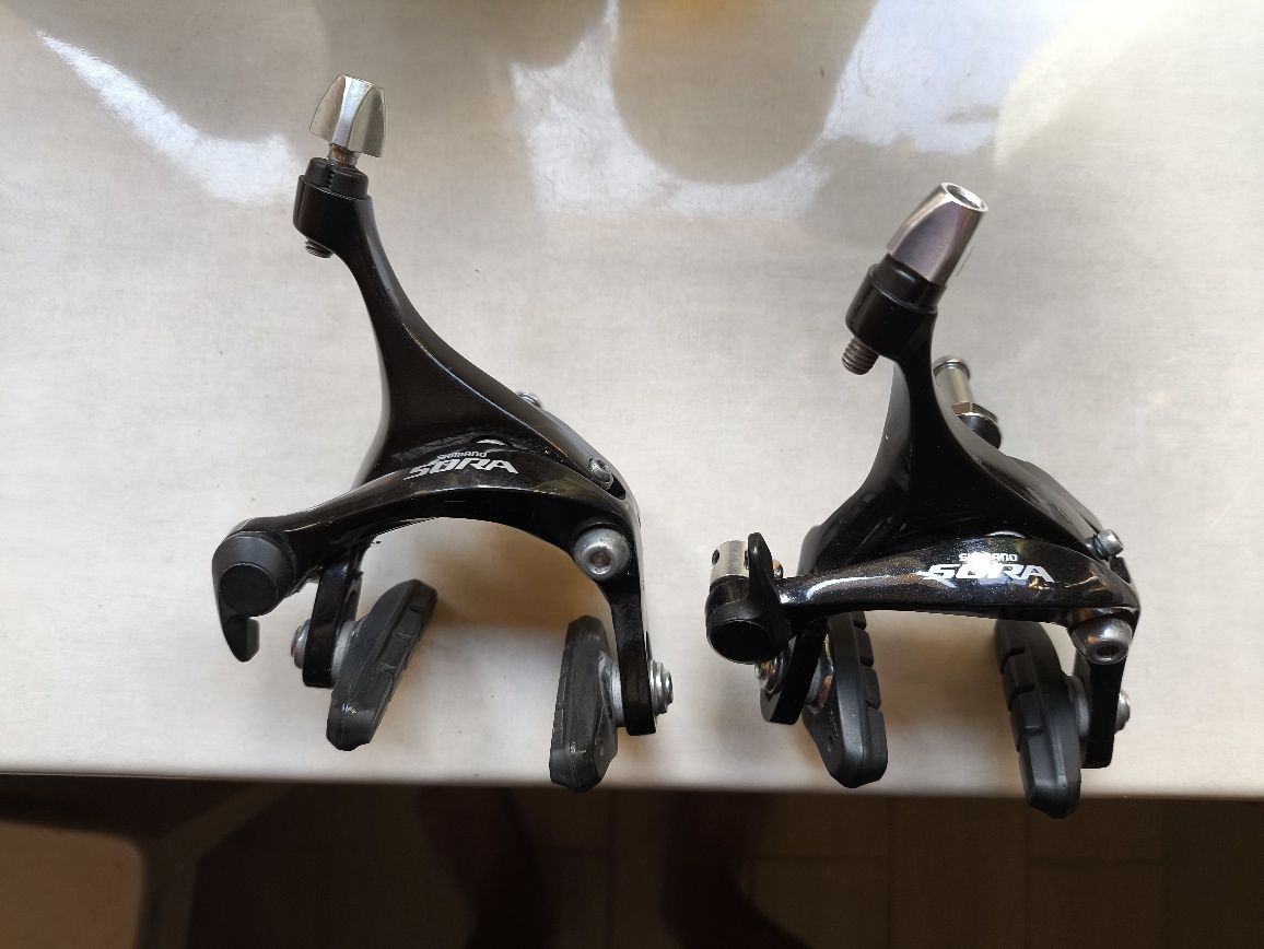 Hamulce shimano Sora.