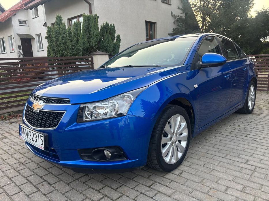 Chevrolet Cruze 1,8i 16V ECOTEC 140KM Bardzo Ładny Sedan Automatik Navi Polecam