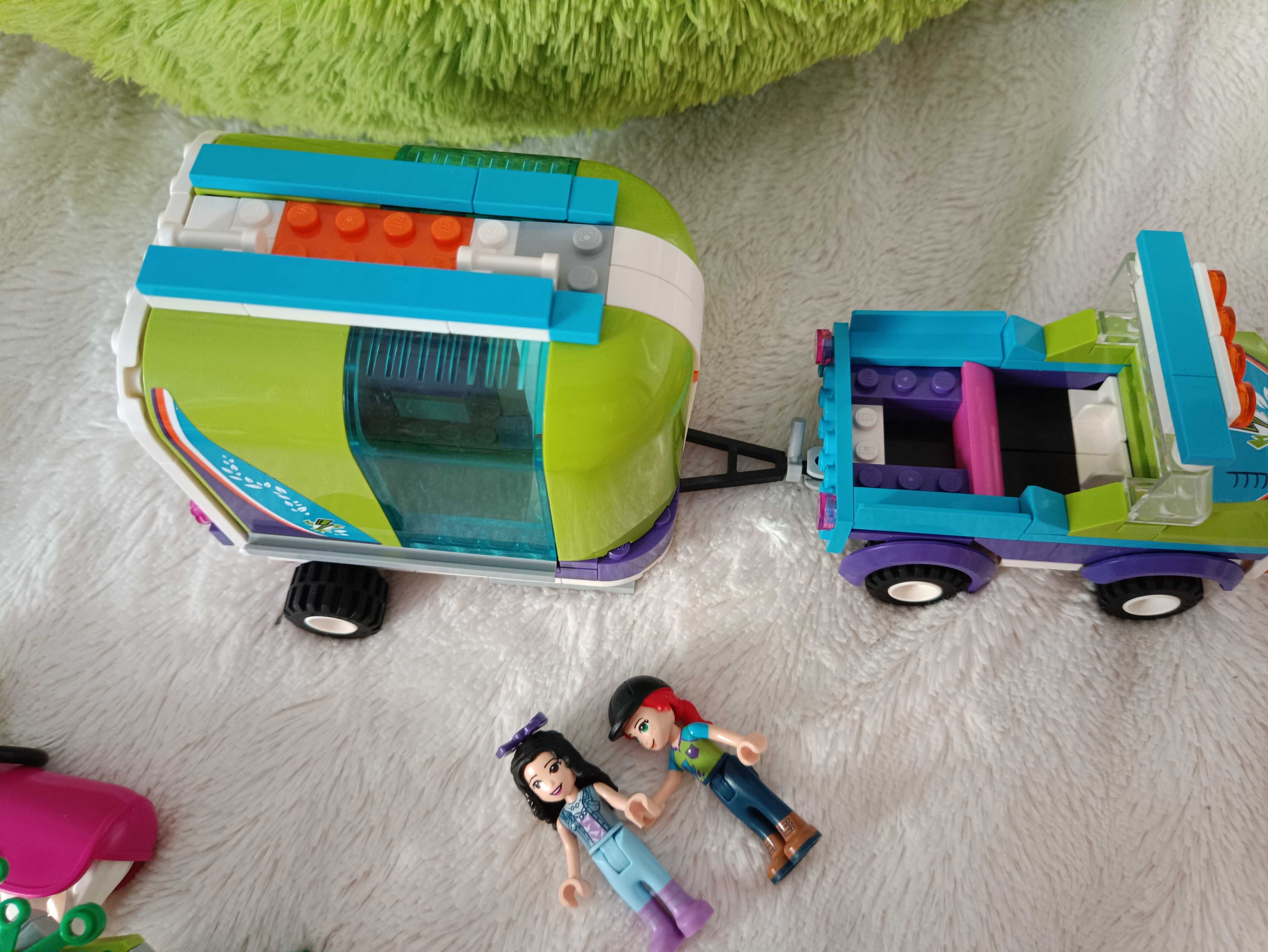 Lego Friends 41371 Przyczepa dla konia Mii