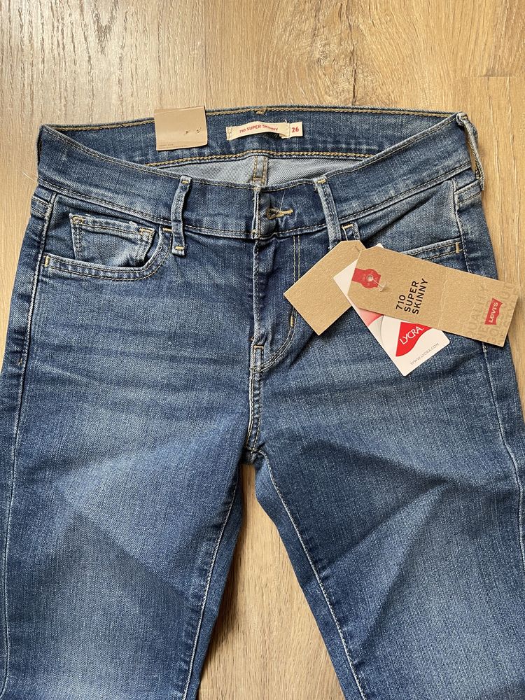 Новые женские джинсы Levi’s 710 super skinny W26 L32