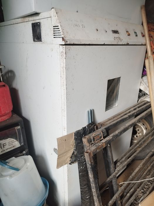 Інкубатор Бест 1000