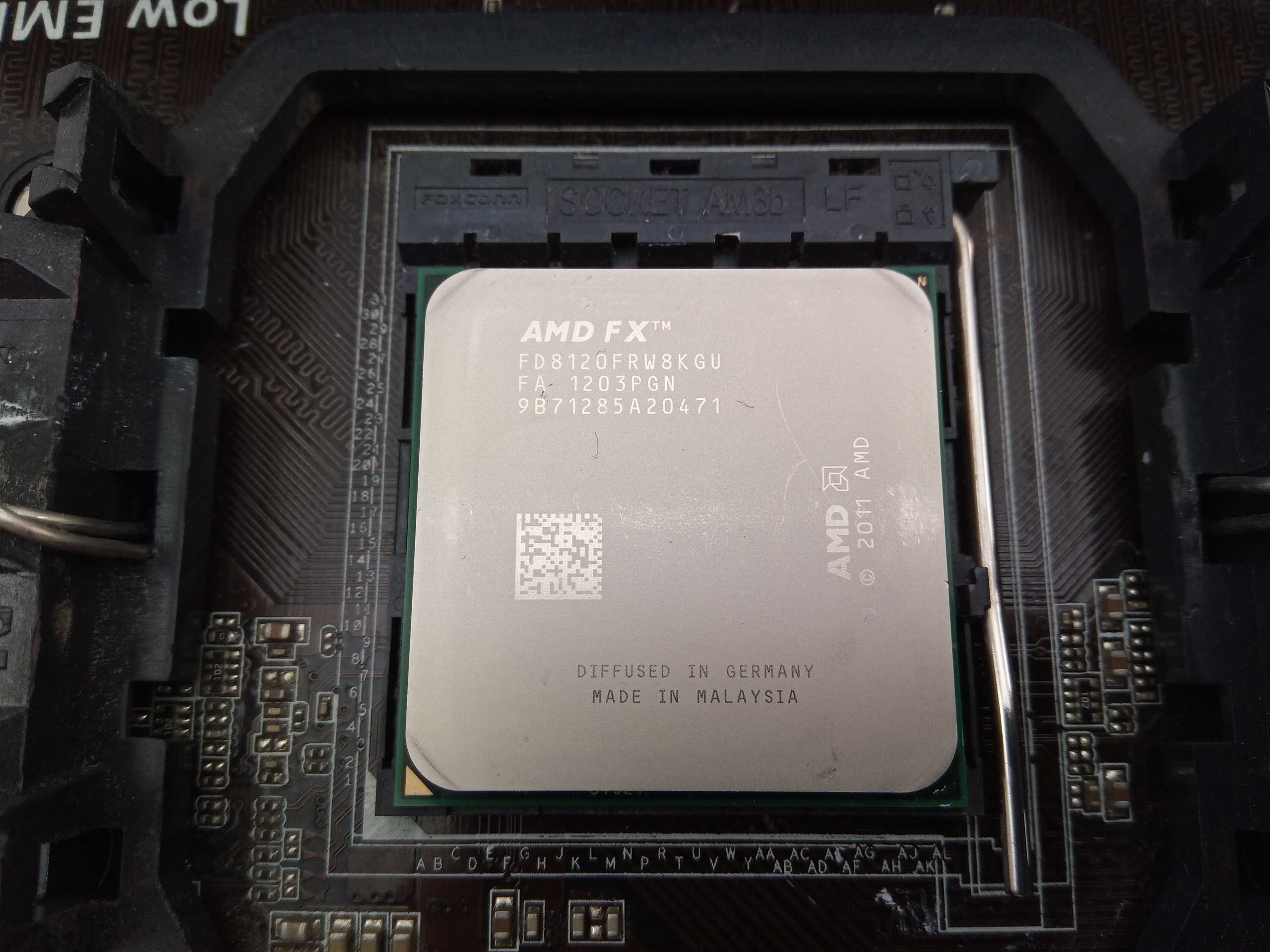 Комплект AMD FX 8120 8 ядер, 16Gb RAM, материнка ASUS АМ3+