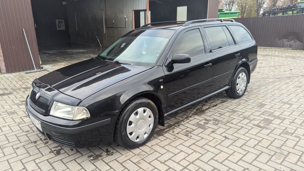 Продам дизельну Октавія