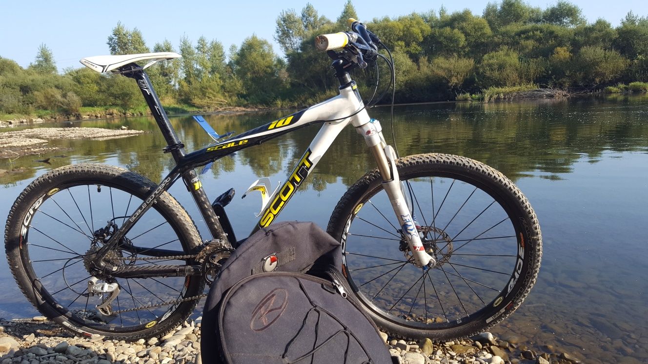 Scott scale 10 carbon roz m