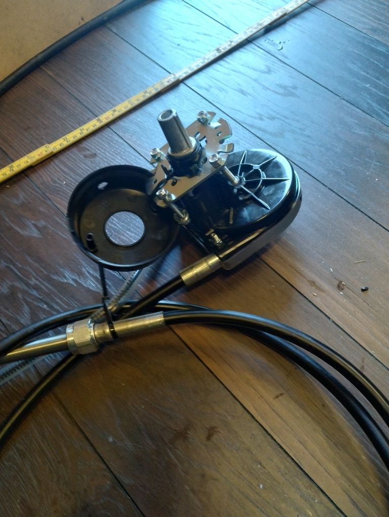 Sterociag kierowniczy do łodzi i Rib , grubość linek 8 mm. 6mm.