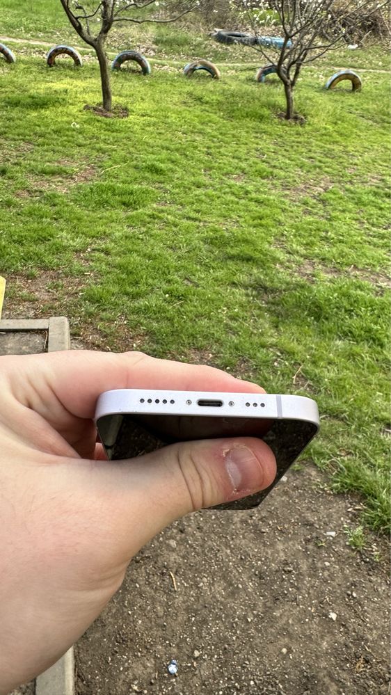Iphone 14 на 128 гиг в хорошем состоянии
