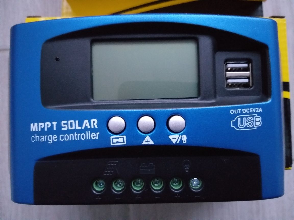 Контролер МРРТ SOLAP  12 - 24 V, 30 A, для сонячних панелей.