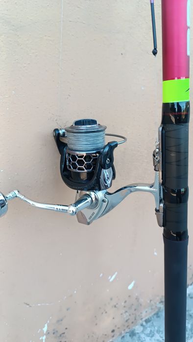 Cana de pesca bóia Barros 6mts+ carreto